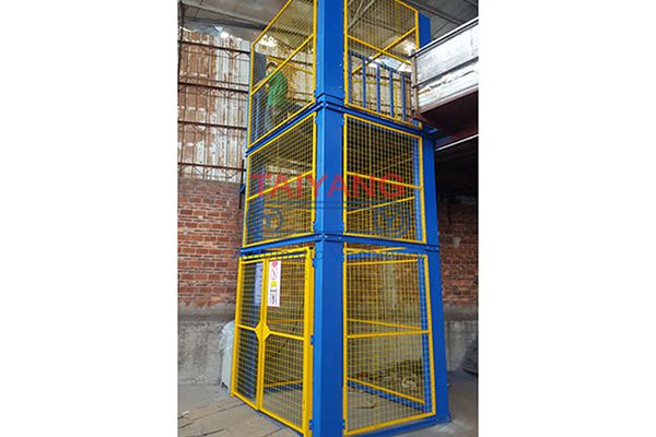 Vertical Reciprocating Conveyor
