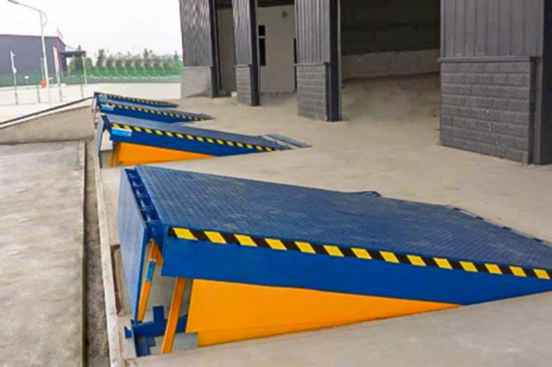 Stationary Loading Dock Ramp